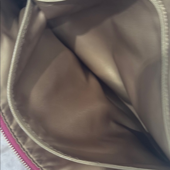 NWT Coach Daisy Magenta Leather Tote Bag with Structured Design Silver Hardware - Picture 7 of 8